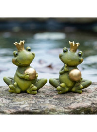 Froschkönig mit goldener Kugel